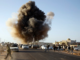 Взрывы и звук от полета как минимум одного истребителя слышны в ливийском городе Бенгази на востоке страны