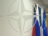 "Левый фронт" устроил у представительства НАТО в Москве акцию протеста против вторжения в Ливию "Левый фронт" устроил у представительства НАТО в Москве акцию протеста против вторжения в Ливию