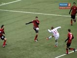 "Амкар" нанес "Локомотиву" первое поражение в чемпионате России "Амкар" нанес "Локомотиву" первое поражение в чемпионате России