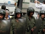 Сирийские силы безопасности блокировали город Дераа, где третьи сутки не стихают волнения Сирийские силы безопасности блокировали город Дераа, где третьи сутки не стихают волнения
