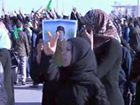 Ливийский лидер в условиях блокады с воздуха решил организовать мирное шествие к Бенгази