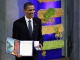 Президент США Барак Обама высказался во вторник в защиту своей Нобелевской премии мира, заявив, что американцы "не видят никакого противоречия" между получением им этой награды и направлением США военных в охваченную гражданской войной Ливию