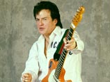 Певец и композитор Александр Барыкин скончался после концерта Певец и композитор Александр Барыкин скончался после концерта