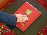 Профессор ВШЭ выяснил, что Россия стала "суперпрезидентской республикой". Кремль протестует Профессор ВШЭ выяснил, что Россия стала "суперпрезидентской республикой". Кремль протестует