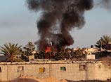 Несколько мощных взрывов прогремело во вторник в столице Ливии городе Триполи в районе, где располагается комплекс правительственных зданий, в том числе резиденция ливийского лидера Муаммара Каддафи