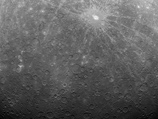 Опубликован первый в истории фотоснимок Меркурия, выполненный непосредственно с орбиты этой планеты