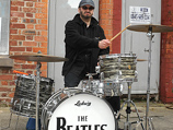Экс-барабанщик The Beatles Ринго Старр и его All-Starr Band выступят с первым за более чем десять лет концертом в Москве на сцене "Крокус Сити Холла"
