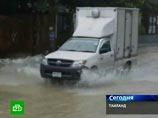 Россиян начали вывозить с затопленных таиландских курортов Россиян начали вывозить с затопленных таиландских курортов
