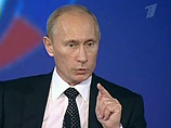 Напомнив о трех наиболее вероятных сценариях - возвращение Путина, второй срок Медведева и появление "третьего лица" - автор замечает, что все варианты так или иначе означают, что Путин останется у власти Напомнив о трех наиболее вероятных сценариях - возвращение Путина, второй срок Медведева и появление "третьего лица" - автор замечает, что все варианты так или иначе означают, что Путин останется у власти