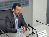 Другой "претендент" на лидерство в "Правом деле", Аркадий Дворкович, также уверяет, что никаких переговоров с этой партией не вел, и "с представителями "Правого дела" по этому вопросу вообще не общался"