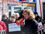 Два продавца Красногвардейского рынка Москвы, которые в числе других объявили голодовку, выступая против его сноса, почувствовали себя плохо