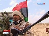 Войска Каддафи пытаются отбить у повстанцев город Зинтан на севере Ливии