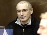 Вопросы интернет-пользователей журналисты передали Ходорковскому через его адвокатов еще летом прошлого года. Только в апреле первая часть ответов экс-главы ЮКОСа была наконец получена и размещена на сайте журнала
