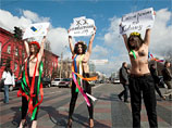 Активистки украинского движения Femen провели фотосессию в поддержку Живого Журнала Активистки украинского движения Femen провели фотосессию в поддержку Живого Журнала
