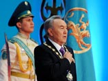 Назарбаев пообещал заложить основы народного капитализма, продолжить открытый открытый внешнеполитический курс, развивать Таможенный союз с Россией и Белоруссией, а также расширить сотрудничество с Китаем и с мусульманским миром