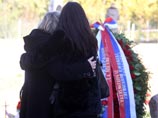 Как сообщает канцелярия польского президента, памятные мероприятия начнутся в 13:00 мск у березы, за которую зацепился Ту-154 перед крушением