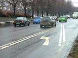 Проблема пробок в Москве расширением дорог или
увеличением их протяженности не решается, признал Собянин