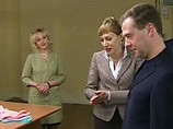 Медведев предлагает пустить материнский капитал на образование Медведев предлагает пустить материнский капитал на образование