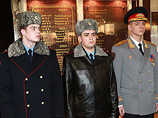 Руководству МВД показали новую форму для полиции. Ее решили еще "усинить" (ФОТО) Руководству МВД показали новую форму для полиции. Ее решили еще "усинить" (ФОТО)