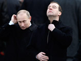 Комментаторы в России и на Западе, наблюдающие за поведением тандема Медведева и Путина в предвыборный год, получили сразу два "подарка", которые могут служить дальнейшей информацией к размышлению о раскладе сил