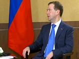 "Я думаю, от того, насколько скоординированными будут наши действия, в конечном счете зависит решение и этого конфликта (в Ливии) и целого ряда других ", - сказал Медведев