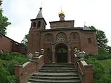 След исчезнувших мощей привел в храм Святой Троицы в Бруклине След исчезнувших мощей привел в храм Святой Троицы в Бруклине