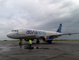 В аэропорту "Ульяновск-Восточный" в пятницу утром совершил аварийную посадку пассажирский самолет авиакомпании "Авианова" со 132 (по другим данным - 136) пассажирами
