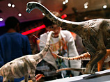 Ученые сконструировали модель одного из крупнейших динозавров - 22-метрового маменчизавра 