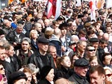 Самый массовый митинг демократической оппозиции за последнее время – так оппозиционеры охарактеризовали мероприятие на Болотной площади Самый массовый митинг демократической оппозиции за последнее время – так оппозиционеры охарактеризовали мероприятие на Болотной площади