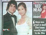 Напомним, Анна Кущенко в 2002 году вышла замуж за британца Алекса Чапмана, с которым познакомилась за пять месяцев до того в Лондоне на рейв-вечеринке