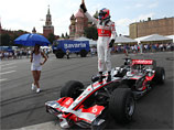 Пять команд "Формулы-1" примут участие в показательных гонках в Москве