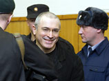 Таким образом, теоретически "Чечня поможет Ходорковскому", отмечает "Газета.Ru". Впрочем, на практике существование этой нормы ранее экс-главе ЮКОСа не помогло