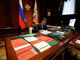 Президент России Дмитрий Медведев уволил очередную группу высокопоставленных сотрудников МВД