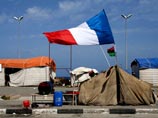 Англия и Франция отправляют военных в Ливию. Режим Каддафи просит не бомбить - он даже согласен на выборы Англия и Франция отправляют военных в Ливию. Режим Каддафи просит не бомбить - он даже согласен на выборы