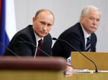 СМИ обнаружили в отчете Путина перед Думой спор с Медведевым и искажение фактов СМИ обнаружили в отчете Путина перед Думой спор с Медведевым и искажение фактов