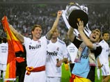 Футболисты "Реала" выиграли Кубок Испании и бросили его под колеса автобуса