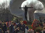 Украина вспоминает Чернобыльскую катастрофу, произошедшую ровно 25 лет назад