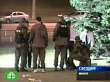 У сотрудников КГБ на Коноваловых было большое досье. Его собрали еще после взрыва в Минске в 2008 году. Тогда отца-часовщика Геннадия Коновалова заподозрили в причастности к теракту. Также их внимание привлек и его сын Дмитрий У сотрудников КГБ на Коноваловых было большое досье. Его собрали еще после взрыва в Минске в 2008 году. Тогда отца-часовщика Геннадия Коновалова заподозрили в причастности к теракту. Также их внимание привлек и его сын Дмитрий
