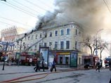 Сильный пожар в старинной гостинице Саратова: есть жертвы и пострадавшие Сильный пожар в старинной гостинице Саратова: есть жертвы и пострадавшие