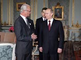 Российский премьер-министр Владимир Путин, который накануне совершил визит в Стокгольм, запомнился шведам тем, что сначала опоздал на полчаса на прием к королю Карлу XVI Густаву Российский премьер-министр Владимир Путин, который накануне совершил визит в Стокгольм, запомнился шведам тем, что сначала опоздал на полчаса на прием к королю Карлу XVI Густаву