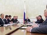 Путин решил бороться с дефицитом бензина, повысив вывозные пошлины на нефтепродукты Путин решил бороться с дефицитом бензина, повысив вывозные пошлины на нефтепродукты