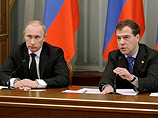 Интрига выборов-2012: Медведев "выкинул белый флаг", но тут же придумал "боксерский ответ" Путину Интрига выборов-2012: Медведев "выкинул белый флаг", но тут же придумал "боксерский ответ" Путину