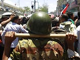 Церемония подписания соглашения о передаче власти в Йемене отложена Церемония подписания соглашения о передаче власти в Йемене отложена