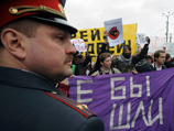 Первомайская "Монстрация" прошла в Москве под лозунгами "Долой наркоту, даешь молоко" и "Лучше бы работать шли" Первомайская "Монстрация" прошла в Москве под лозунгами "Долой наркоту, даешь молоко" и "Лучше бы работать шли"