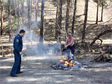Для стабилизации лесопожарной обстановки в течении суток было проведено 543 рейда по выявлению случаев нарушения пожарной безопасности в лесах