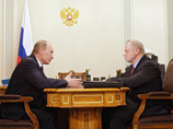 Также стало известно, что лидер единороссов, премьер-министр Владимир Путин в курсе происходящего и пока не возражает против выдвинутой инициативы Также стало известно, что лидер единороссов, премьер-министр Владимир Путин в курсе происходящего и пока не возражает против выдвинутой инициативы