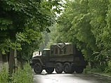 Спецоперация в Нальчике: хозяйка заблокированной квартиры выбросилась из окна Спецоперация в Нальчике: хозяйка заблокированной квартиры выбросилась из окна