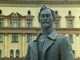 Зураб Церетели предлагает вернуть на Лубянку статую Дзержинского Зураб Церетели предлагает вернуть на Лубянку статую Дзержинского