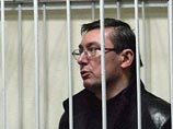 Экс-глава МВД Украины голодает 19-й день, требуя выпустить его из под стражи Экс-глава МВД Украины голодает 19-й день, требуя выпустить его из под стражи