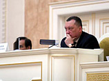 Грызлов предложил Миронову самому сдать мандат сенатора Грызлов предложил Миронову самому сдать мандат сенатора
